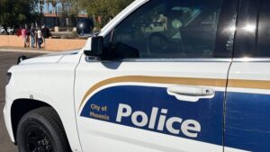 Shooting in Phoenix leaves 1 dead, another seriously injured