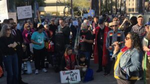 Sights and sounds from Phoenix ICE office as people gather for vigil honoring Alex Pretti