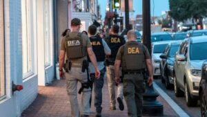 Suspect opens fire on DEA agents during a narcotics investigation in Phoenix