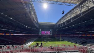 Cardinals raise more than $2 million in inaugural Cardinals Climb charity event
