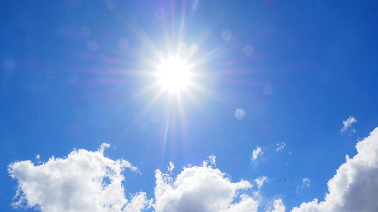 Phoenix breaks heat record...