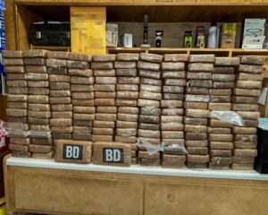 Arizona trooper discovers 447 pounds of cocaine in traffic stop