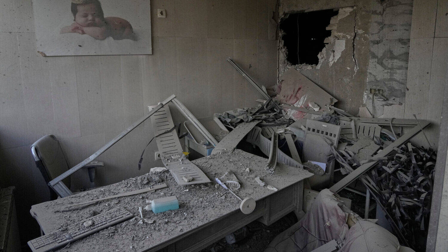 Three American fighter jets were mistakenly downed by friendly Kuwaiti fire Monday during an Irani...