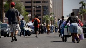 1st phase of Senior Bridge transitional housing opens in Phoenix