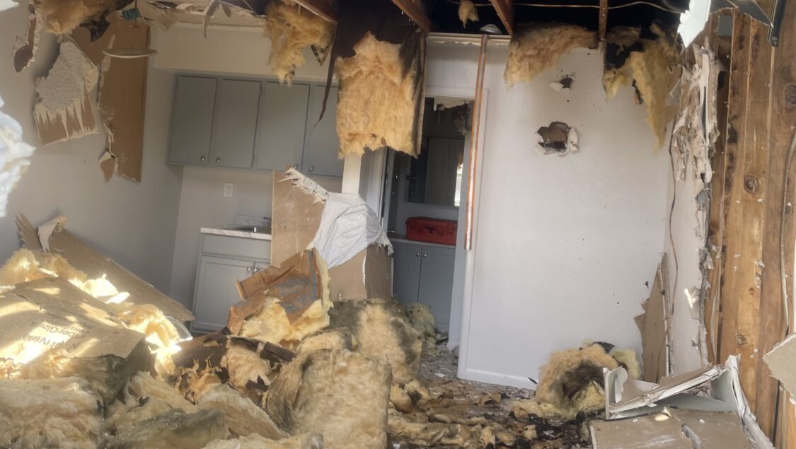 fire mesa apartment 25 people displaced...