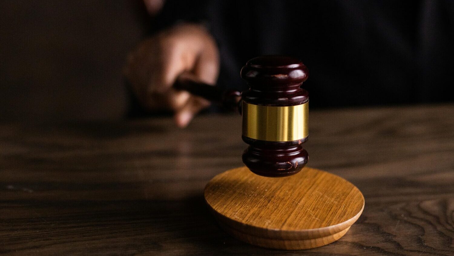 Border Patrol agent shooting Tucson man indicted...