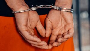 Federal agents thwart human smuggling operation in north Phoenix, find 19 people in home