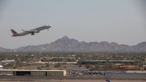 Hundreds of flights delayed at Phoenix Sky Harbor due to weather around the country