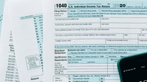 Peoria man admits to filing fake tax returns for nonexistent employees to get $1.8M in refunds
