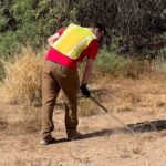 Volunteers picked up trash at Tres Rios Wetlands on April 11, 2026. (KTAR News photo/Heidi Hommel)