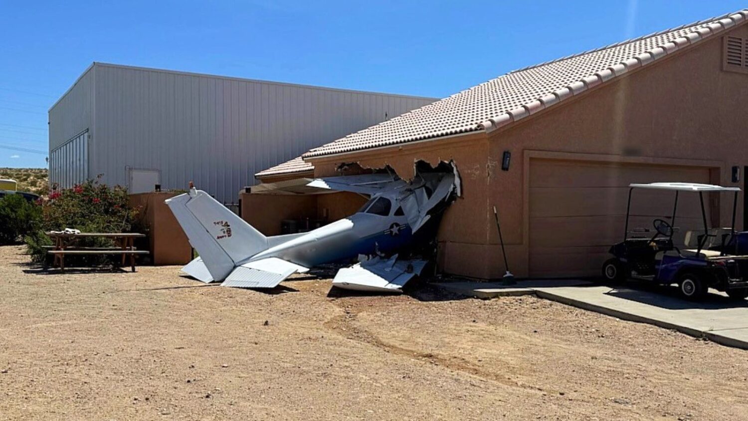 Small plane crashes into northern Arizona home...