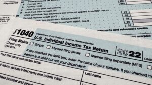 West Valley tax preparer accused of filing fraudulent returns for clients, himself