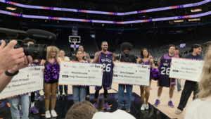5 Arizona high schoolers surprised with $20,000 scholarships during senior celebration