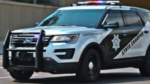 Pedestrian dead after getting hit by semi-truck on Phoenix freeway