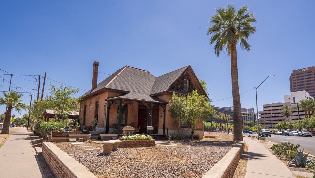 ASU pushes eminent domain to take over historic downtown home...