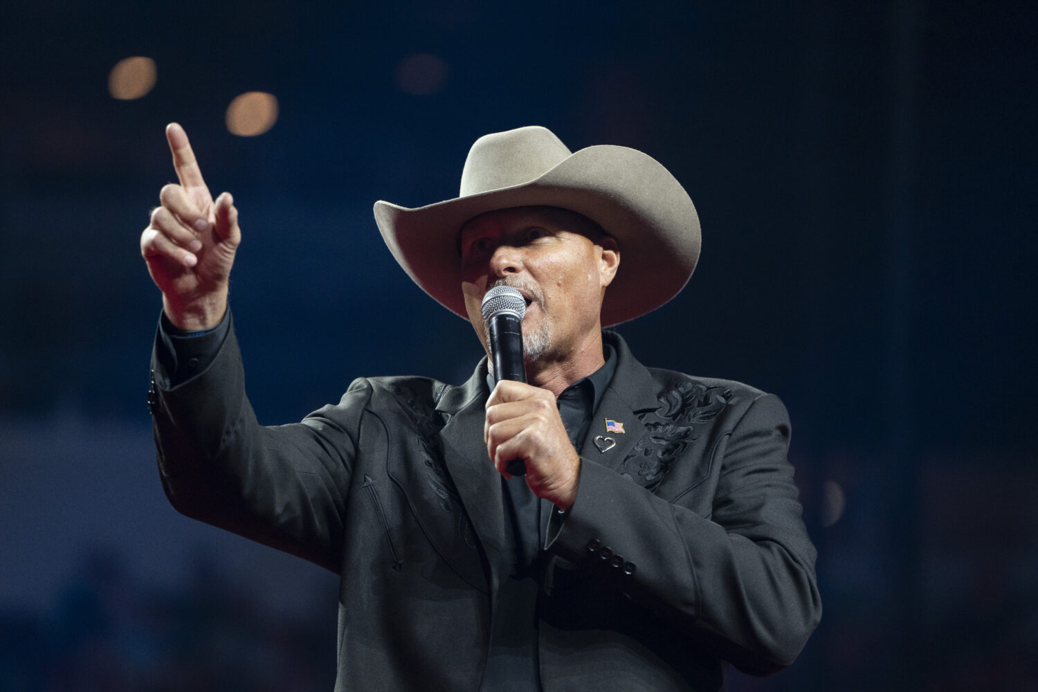 GLENDALE, ARIZONA - AUGUST 23: Pinal County Sheriff Mark Lamb speaks during a campaign rally for Re...