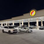 The new Buc-ee's parking lot opened at midnight. (KTAR News photo/Colton Krolak)