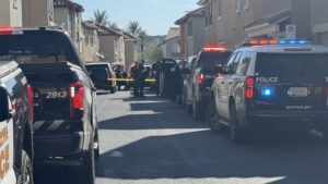 Man dies after getting stabbed, shot in Peoria; suspect takes own life
