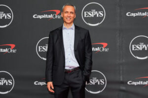 ESPN starts layoffs tied to NFL Network acquisition, memo says