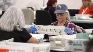 Here’s how Arizona voters who drop off early ballots on Election Day can speed up results