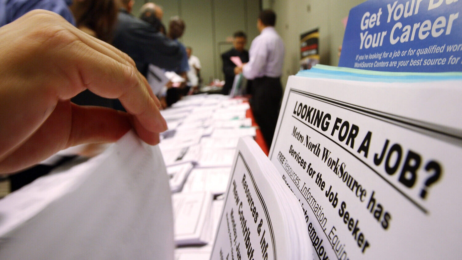 Arizona unemployment rises despite faster job growth