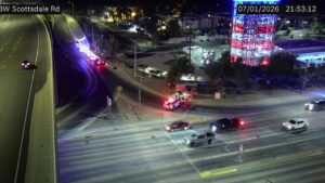 Man hospitalized for self-inflicted gunshot wound near Tempe freeway, police say