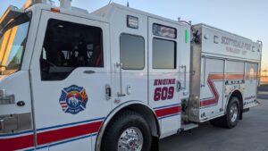 Fire crews working to rescue 2 hikers with heat exhaustion from Scottsdale trail