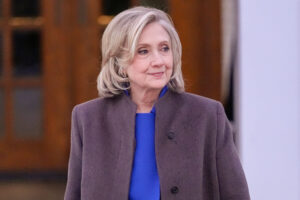 Clinton Foundation launches an institute to help state governments find nonpartisan solutions