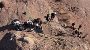Woman hospitalized with leg injury after rescued from Papago Mountain’s Hole in the Rock
