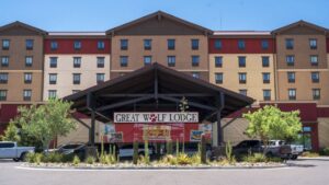 Great Wolf Lodge looks to expand resort with additional tower