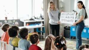 What can Arizona schools change to address teacher retention crisis?
