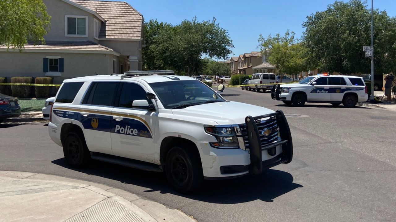 phoenix resident finds dead man's body in their backyard...
