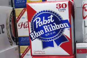 No pint-sized matter: Thieves steal $70,000 in Pabst beer from California warehouse