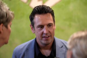 Iowa Republican Zach Lahn confronts curiosity, and concerns, in outsider bid for governor
