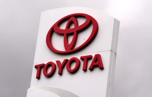 Toyota recalls 655K Camrys over display error that may deactivate turn signals and other indicators