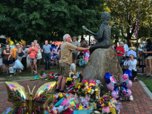 How Dolly Parton’s love of the Great Smoky Mountains helped transform her hometown