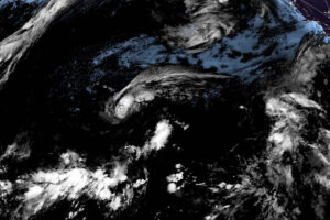 Hawaii’s Big Island lashed by rain and wind as Tropical Storm Lala closes in