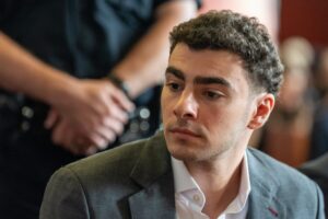 Mangione expected to plead guilty in federal case over UnitedHealthcare killing, AP source says