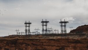 Power AZ program offering bill assistance for middle-income APS, SRP customers