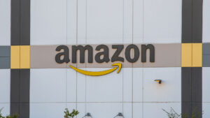 Amazon employee dies after collapsing while working in Goodyear