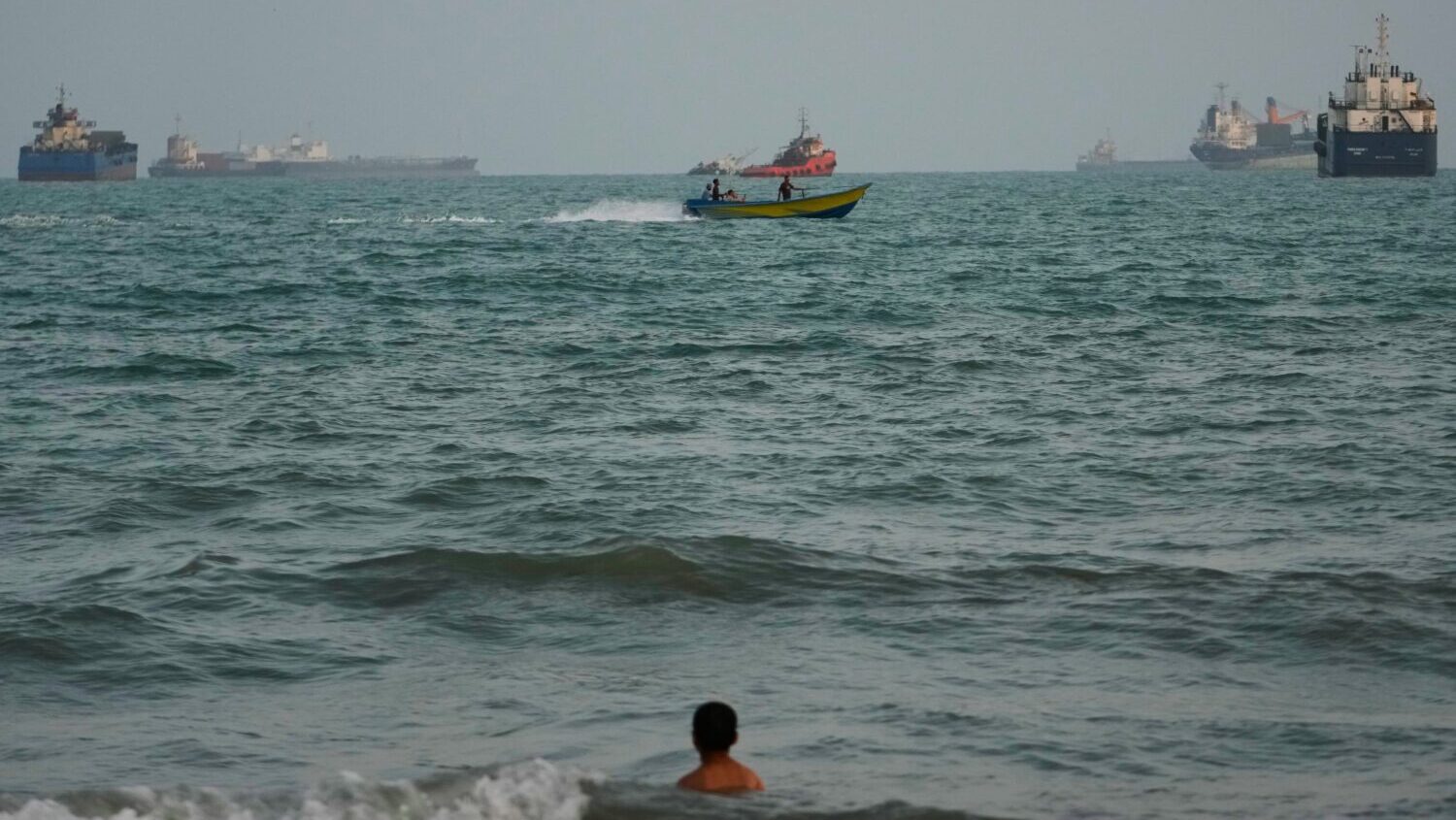 U.S. forces struck three Iranian oil tankers after Navy warships were targeted with missiles, the A...