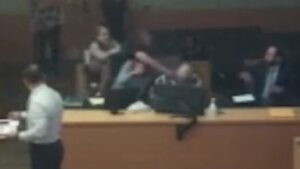 Man accused of attacking son-in-law’s killer in Phoenix courtroom