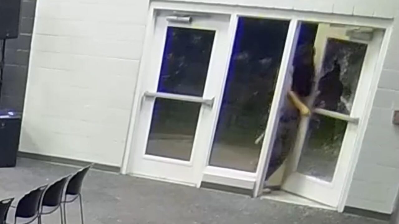 Tempe church burglary suspect arrested, facing 2 charges - KTAR