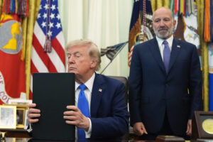 A judge blocks Trump’s new bid to curb birthright citizenship, citing Supreme Court precedent