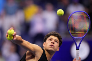 Shelton aims to end an American drought and win his first major title in the US Open final vs Zverev