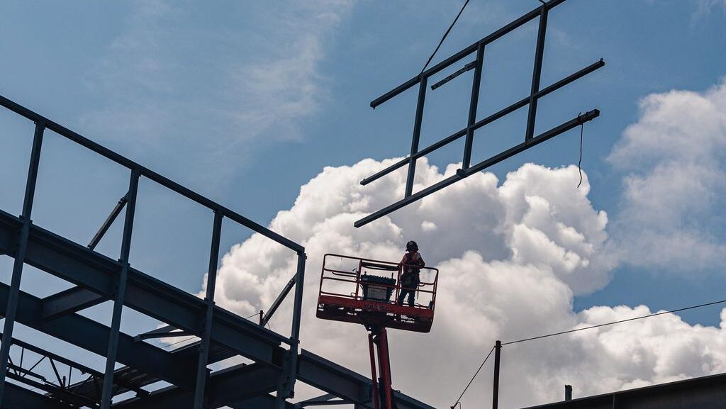 Another data center development appears to be moving ahead in Phoenix despite new zoning rules that had threatened the project.