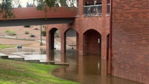 Red Mountain High School stays open despite flooding, electrical issues