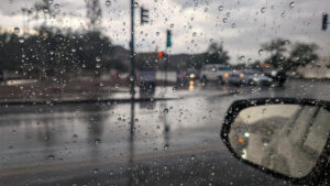 Scatters showers develop in Phoenix area, wetting freeways for morning commute