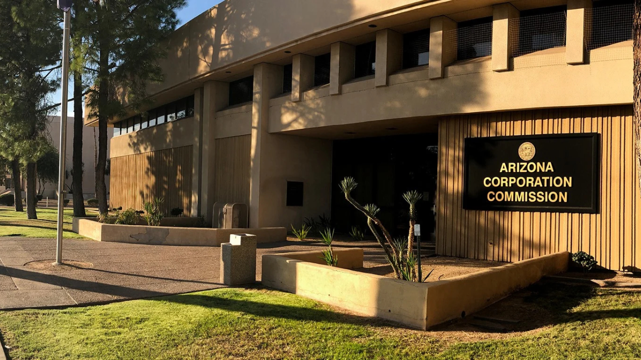 Arizona investment adviser loses license after misleading clients about serving time for DUI