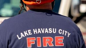 2 pilots walk away from a military helicopter crash on Arizona boat launch